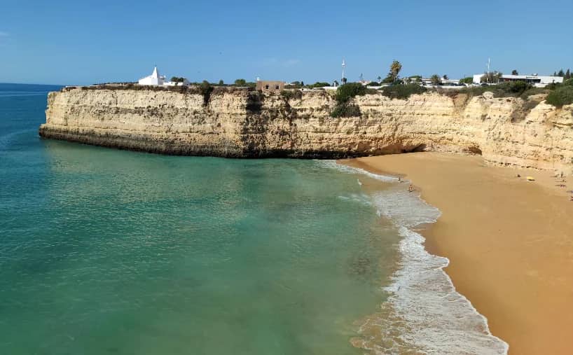 Senhora da Rocha Beach - Praia da Senhora da Rocha