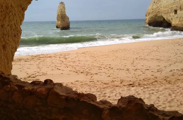 Carvalho Beach - Praia do Carvalho